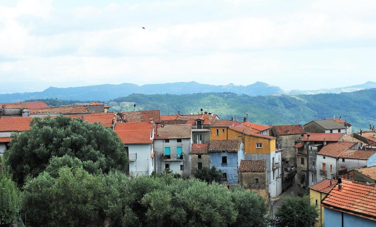 Mansarda Fiorita Bed & Breakfast Abatemarco Exterior photo