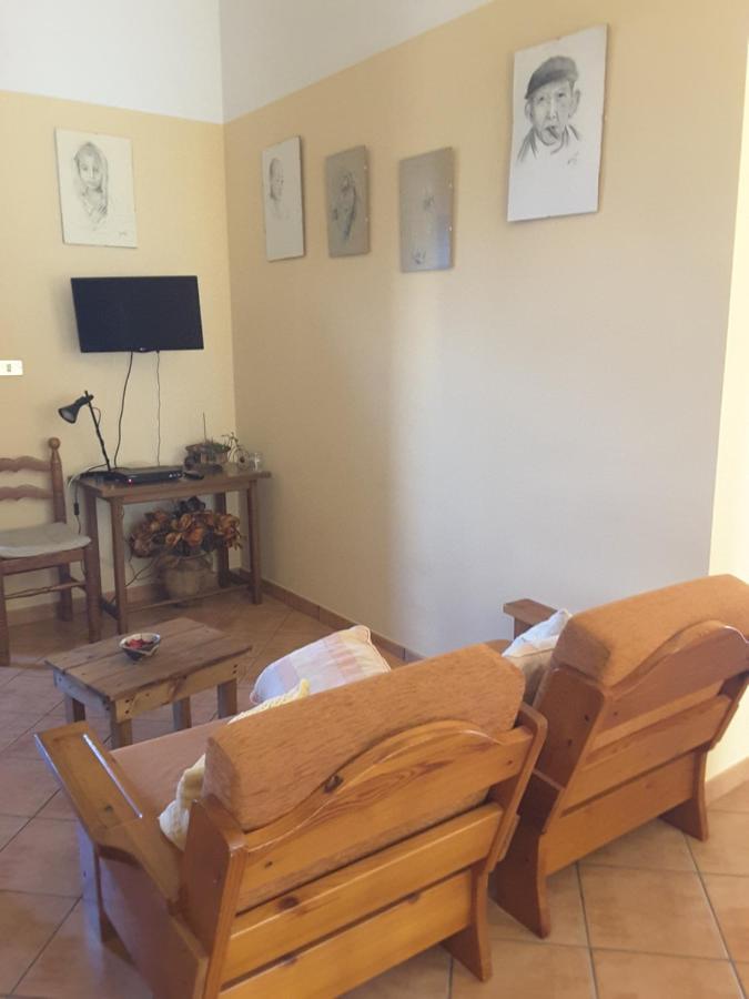 Mansarda Fiorita Bed & Breakfast Abatemarco Exterior photo