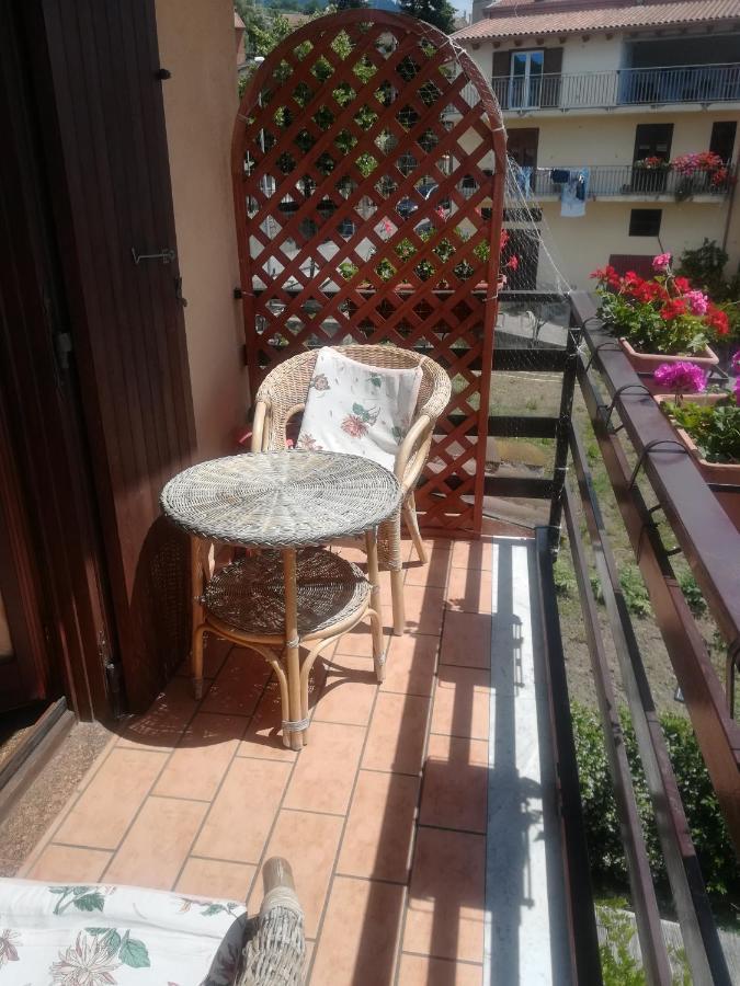 Mansarda Fiorita Bed & Breakfast Abatemarco Exterior photo